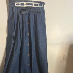 😄Vintage Wrangler maxi jean skirt button up pleated pockets